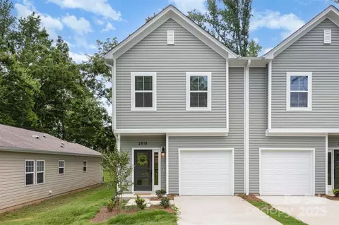 2818 Old Steele Creek Rd, Charlotte, NC 28208