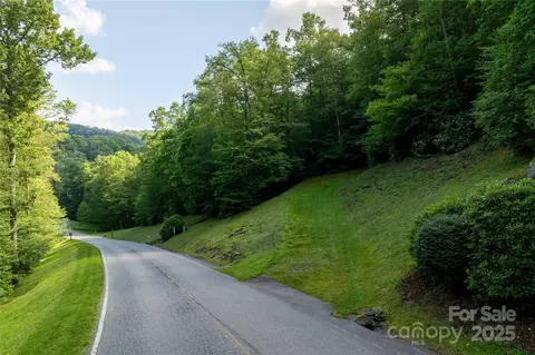 Firethorn 107 Trail #107, Blowing Rock, NC 28605