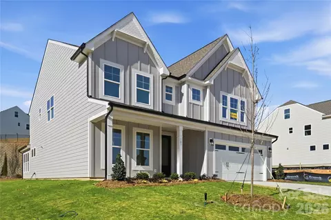 107 Longwood Rd, Mooresville, NC 28115