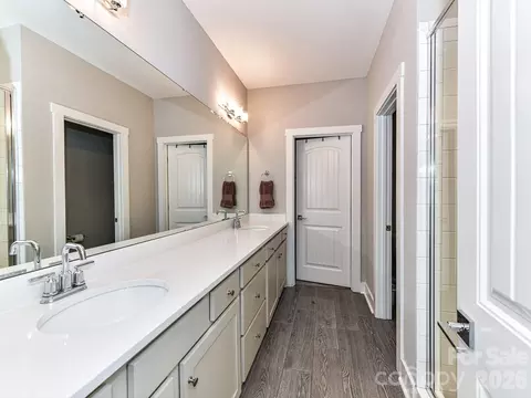 Bath - 1116 E 36th St, Charlotte, NC 28205 photo 1 of 5