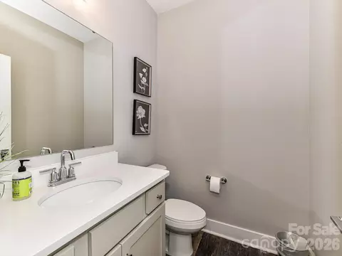 Bath - 1116 E 36th St, Charlotte, NC 28205 photo 5 of 5