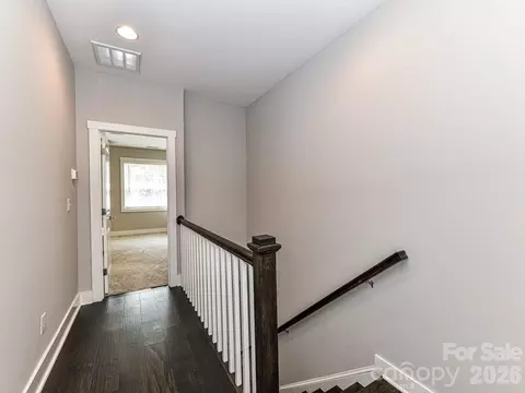 Entry Way - 1116 E 36th St, Charlotte, NC 28205 photo 2 of 2