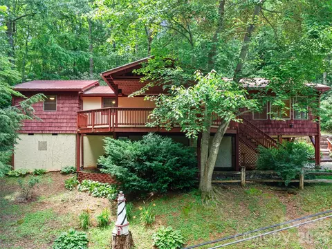 125 Heartland Ln, Burnsville, NC 28714