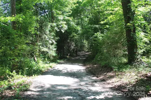 1425 Needmore Rd, Woodleaf, NC 27054