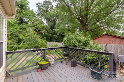 Exterior - 320 Ackert Ave, Salisbury, NC 28144 photo 6 of 13