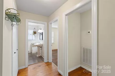 Entry Way - 320 Ackert Ave, Salisbury, NC 28144 photo 1 of 1