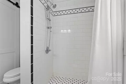 Bath - 320 Ackert Ave, Salisbury, NC 28144 photo 3 of 3