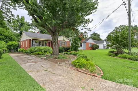 Exterior - 320 Ackert Ave, Salisbury, NC 28144 photo 2 of 13