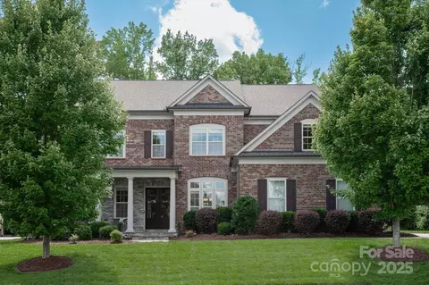 16016 Reynolds Dr, Fort Mill, SC 29707