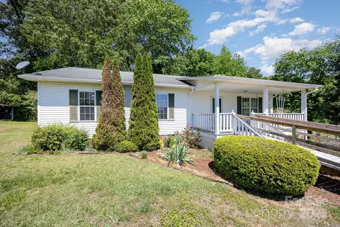 38367 Loblolly Ln, New London, NC 28127