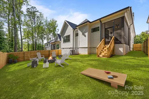 3945 Plainview Rd, Charlotte, NC 28208 photo 9