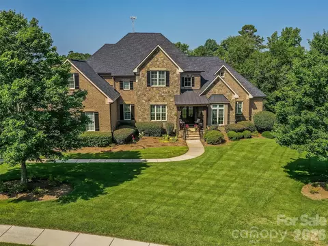 1377 Shinnecock Ln, Fort Mill, SC 29707