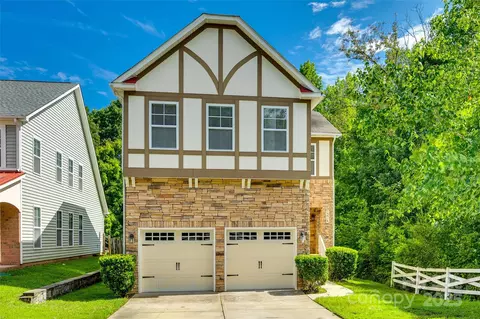 13916 Mallard Lake Rd, Charlotte, NC 28262
