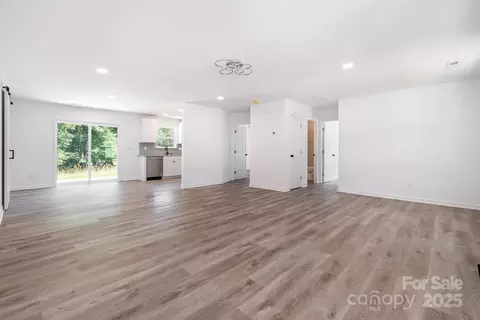 157 Fraley Rd, Gastonia, NC 28052 photo 6
