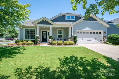 658 Gardenbrook Trl, Belmont, NC 28012
