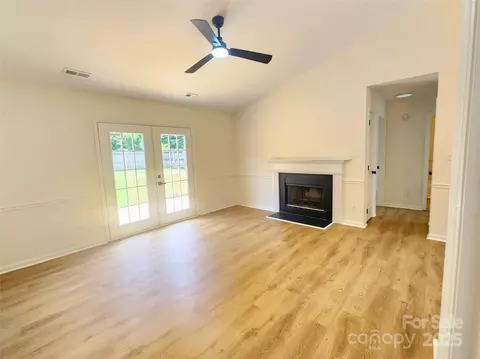 Living - 3106 Faircroft Way, Monroe, NC 28110 photo 2 of 4
