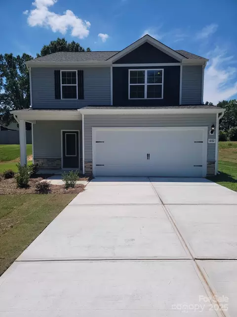 1072 Russell Dr, Winston Salem, NC 27127