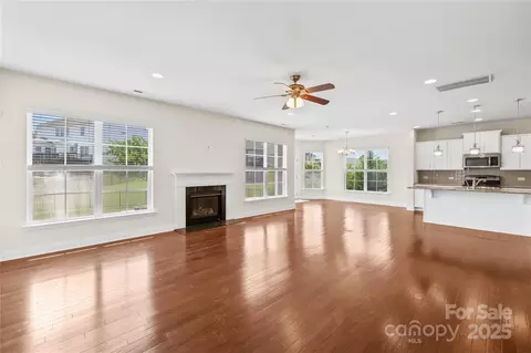 586 Brookhaven Dr, Fort Mill, SC 29708 photo 14