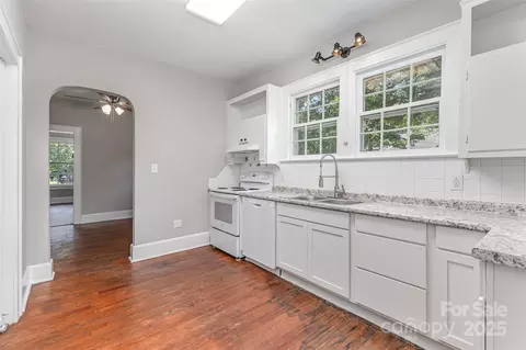 Kitchen - 309 E Main St, Lattimore, NC 28089 photo 2 of 2