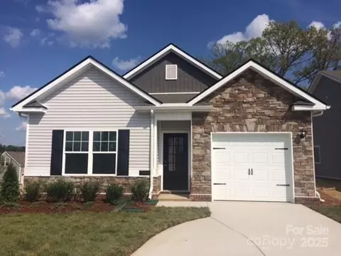 1242 Langston Ln, Salisbury, NC 28144