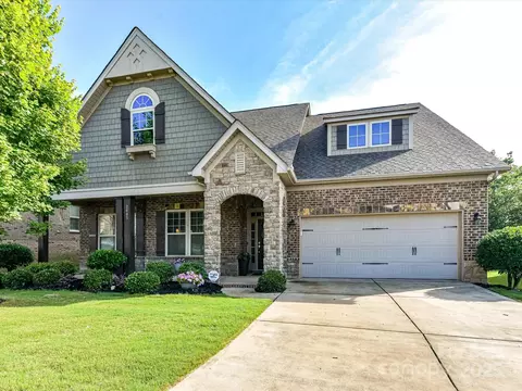 2005 Arbor Hills Dr, Indian Trail, NC 28079