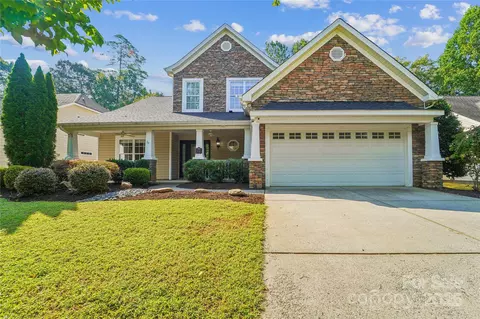 1237 Saint Johns Ave, Matthews, NC 28104
