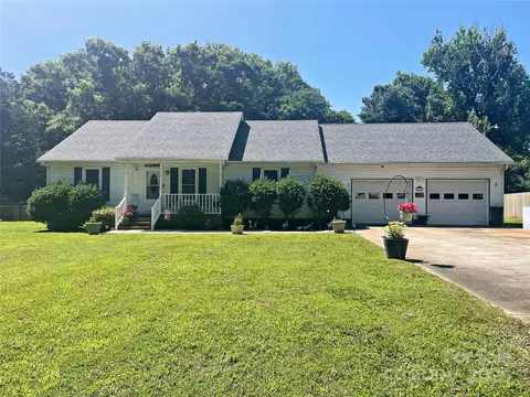 2174 Eastview Rd, Rock Hill, SC 29732