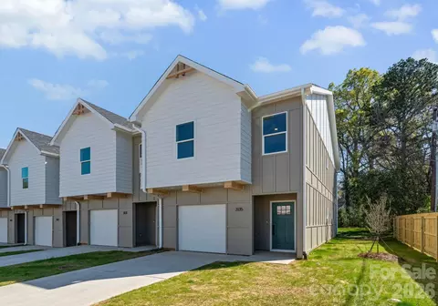 3119 Hatty Pl, Charlotte, NC 28216