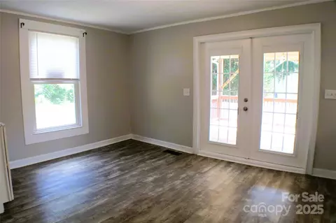 Living - 315 Second St, Stanley, NC 28164 photo 10 of 10