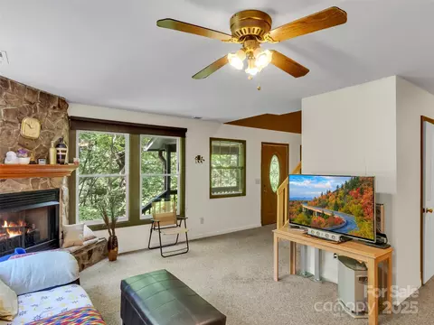 57 Copperhead Cv, Sylva, NC 28779 photo 4