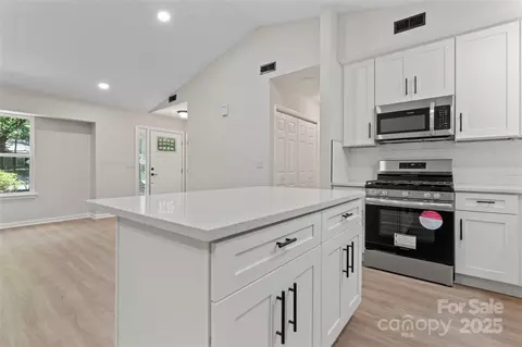 5534 Great Wagon Rd, Charlotte, NC 28215