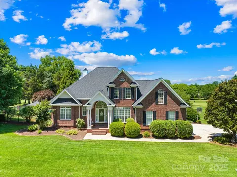 132 Broadbill Dr, Mooresville, NC 28117