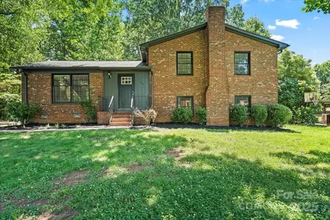 1510 Sansberry Rd, Charlotte, NC 28262