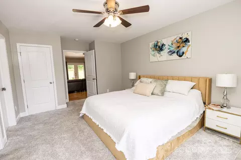 Bedroom - 1005 8th Sw Ave SW, Conover, NC 28613 photo 2 of 6