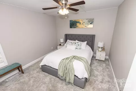 Bedroom - 1005 8th Sw Ave SW, Conover, NC 28613 photo 5 of 6