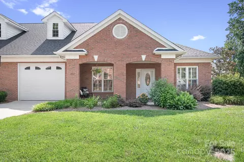 407 Knops Nob Rd, Mooresville, NC 28115