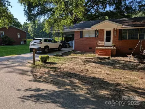 2261 Felly Ln, Lancaster, SC 29720