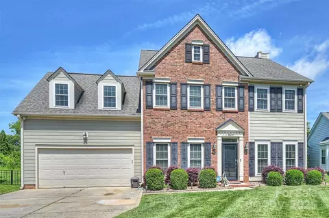 8417 Hirsch Dr, Charlotte, NC 28277