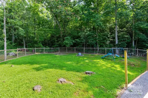 Exterior - 25 Mountain View Rdg, Fairview, NC 28730 photo 2 of 4