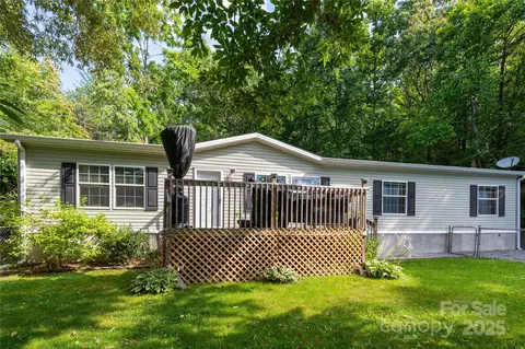 25 Mountain View Rdg, Fairview, NC 28730