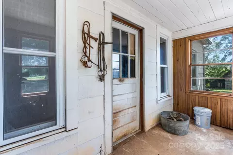 Exterior - 5560 Springs Rd, Conover, NC 28613 photo 6 of 6