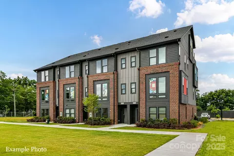 3010 Khan Park 68 Dr #68, Charlotte, NC 28206