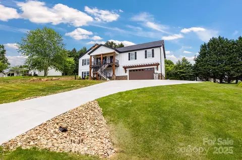 2205 Olde West Rd, Hudson, NC 28638 photo 7
