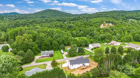 2205 Olde West Rd, Hudson, NC 28638 photo 10
