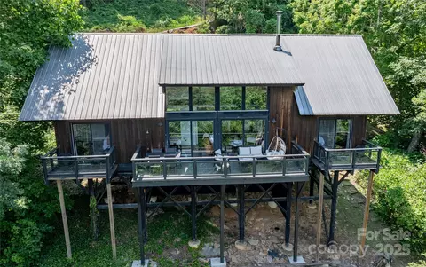 126 N Ridge Dr, Marion, NC 28752