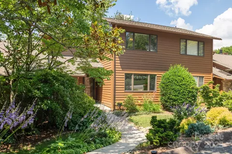 52 Quail Run Cir, Brevard, NC 28712