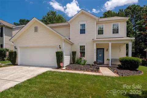 6422 Gatesville Ln, Charlotte, NC 28270