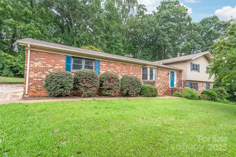 43 Bowen Dr, Belmont, NC 28012