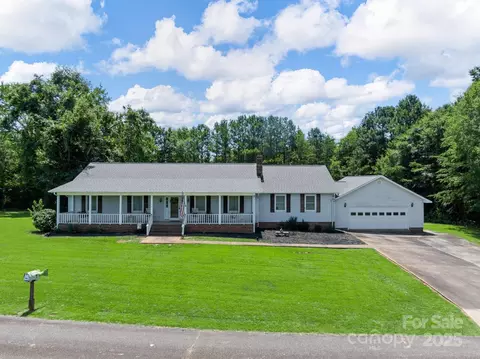 121 Maude Rd, Gaffney, SC 29340