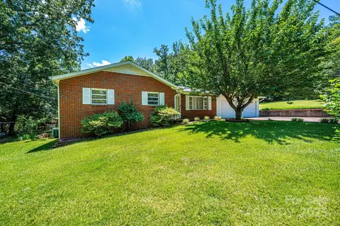 3954 E Burke Blvd, Connelly Springs, NC 28612